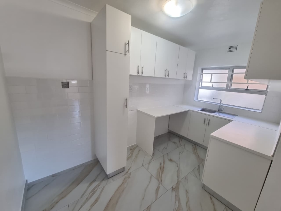 To Let 2 Bedroom Property for Rent in Tamboerskloof Western Cape